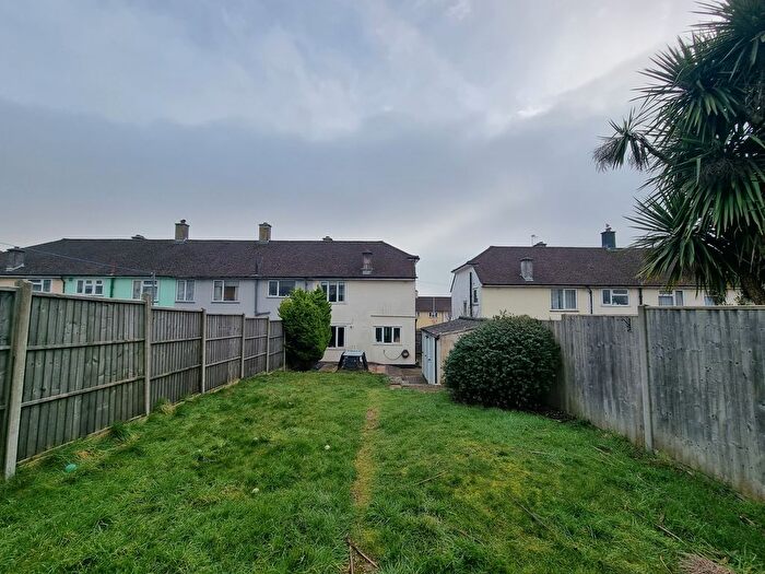 3 Bedroom End Of Terrace House For Sale In Mousehole Road, Paulsgrove, Portsmouth, PO6
