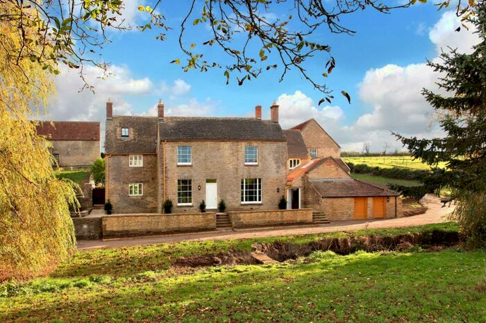 5 Bedroom House To Rent In Little Sodbury, BS37