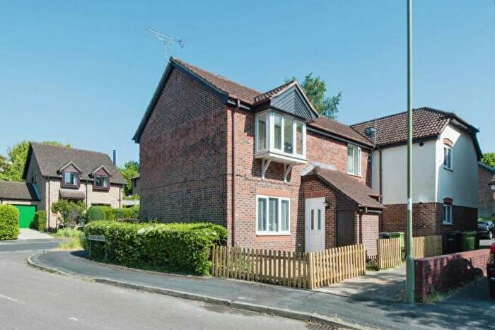 2 Bedroom Maisonette To Rent In Waldon Gardens, West End, Southampton, SO18