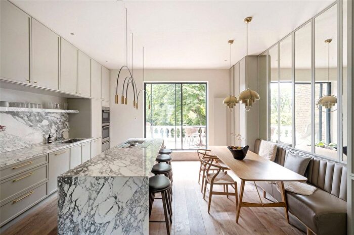 5 Bedroom Flat To Rent In Upper Addison Gardens, London, W14