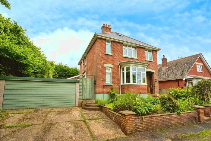 4 Bedroom Detached House For Sale In Collingwood Road, Shanklin, Isle Of Wight, PO37