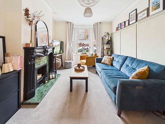 2 Bedroom Property For Sale In Glendare Street, Bristol, BS5