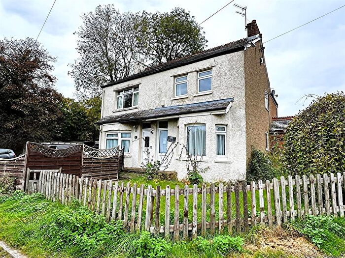 4 Bedroom Semi-Detached House For Sale In Charmwood Lane, Pratts Bottom, Orpington, BR6