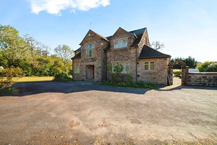 5 Bedroom Detached House For Sale In Wingfield Road, Alfreton, Derbyshire, DE55