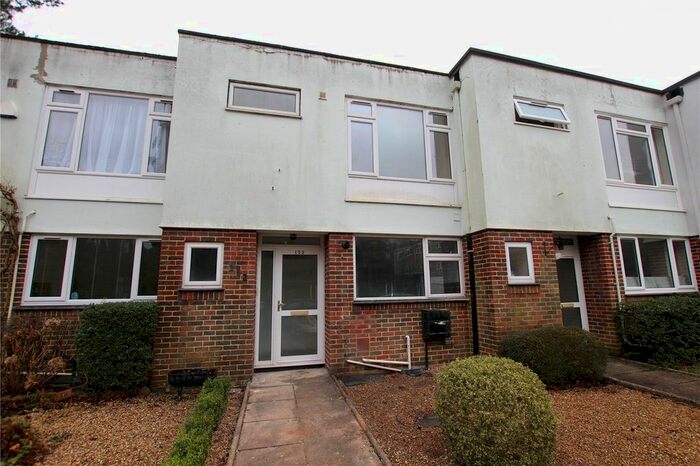 3 Bedroom Detached House To Rent In Bassett Avenue, Southampton, Hampshire SO16