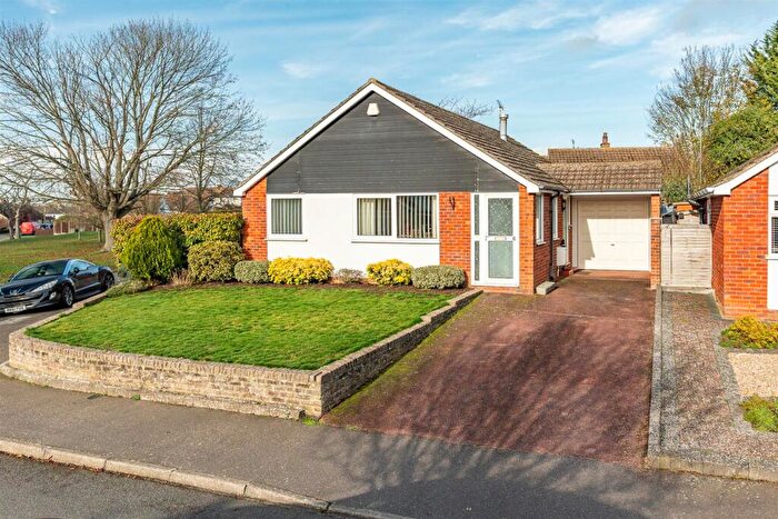 2 Bedroom Bungalow For Sale In Wentworth Road, Hertford, SG13