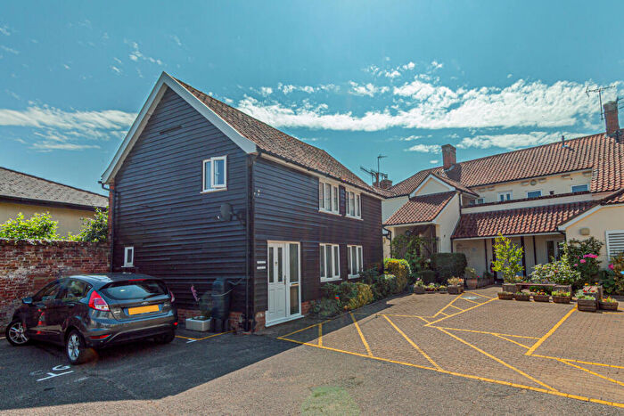 1 Bedroom Flat To Rent In White Hart Court, IP13