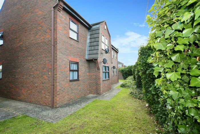 1 Bedroom Apartment To Rent In The Ashleighs Sanders Road, Canvey Island, SS8