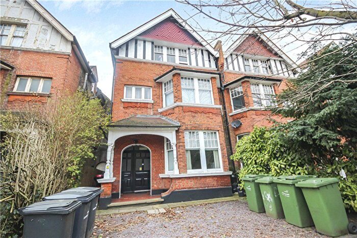 1 Bedroom Flat To Rent In Riggindale Road, London, SW16