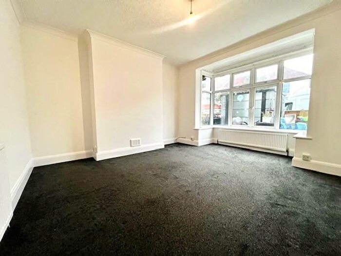 1 Bedroom Flat To Rent In Richmond Avenue Richmond Avenue Bognor Regis West Sussex, PO21