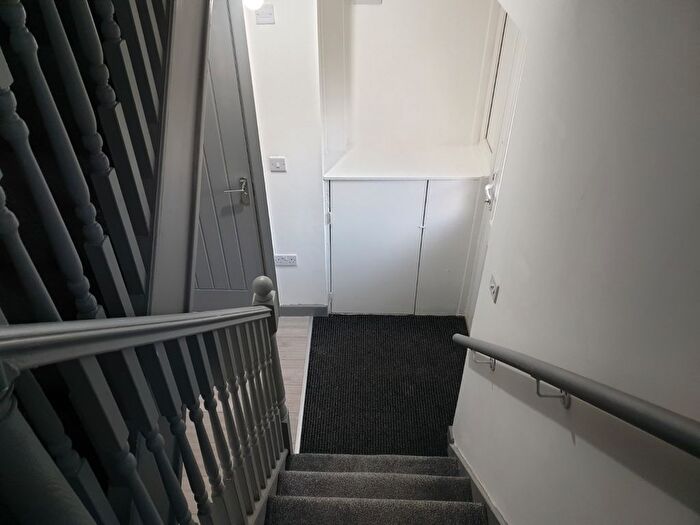 6 Bedroom Semi Detached House To Rent In Blackden Walk, Wilmslow, SK9