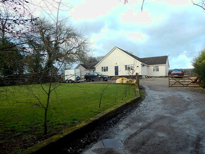 5 Bedroom Chalet For Sale In Swaysland, Tanners Green, Garvestone, Norwich, Norfolk, NR9