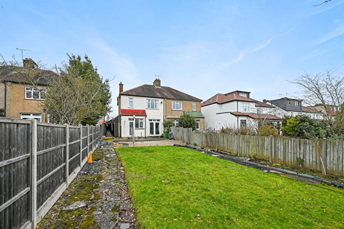 3 Bedroom Semi Detached House For Sale In Cambridge Road, North Harrow, HA2