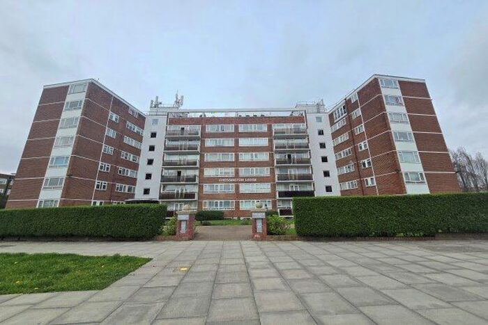 2 Bedroom Property To Rent In Regents Park Road, London, N3