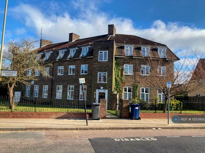 2 Bedroom Flat To Rent In Chesterfield Flats, Barnet, EN5