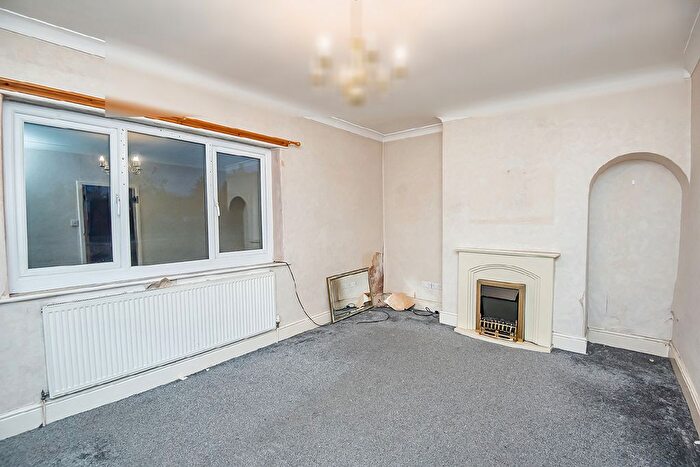 3 Bedroom End Of Terrace House For Sale In Great North Road, Woodlands, Doncaster, DN6