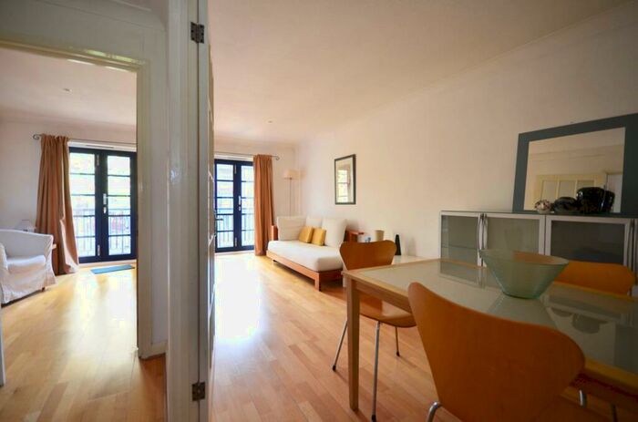 4 Bedroom House To Rent In Lovegrove Walk, Docklands, London, E14