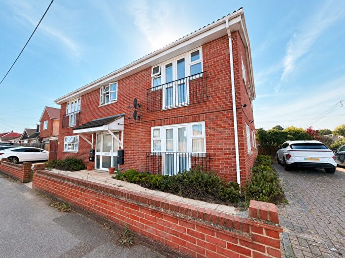 2 Bedroom Apartment To Rent In London Road, Benfleet, SS7