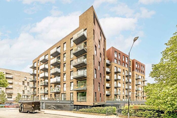 2 Bedroom Flat For Sale In Seafarer Way, Surrey Quays, SE16