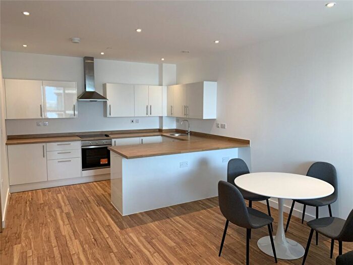 3 Bedroom Flat To Rent In Chatham Waters, South House, Gillingham Gate Road, Gillingham, ME4