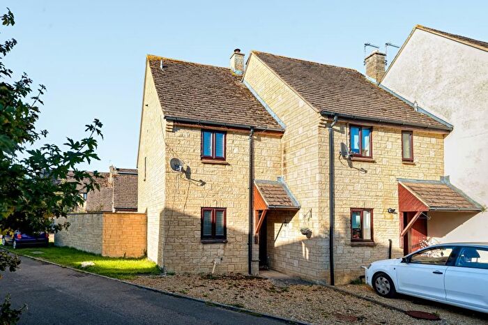 2 Bedroom End Terrace House For Sale In Southby, Bampton, Bampton, Jy, OX18