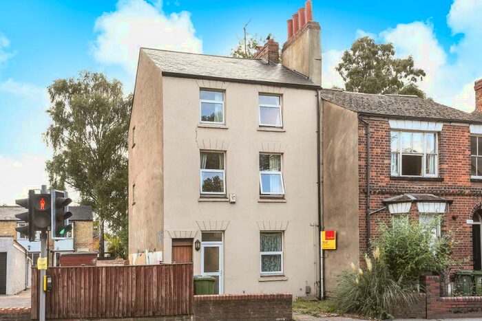 4 Bedroom Semi-Detached House To Rent In Abingdon Road, Hmo Ready Sharers, OX1