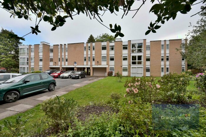 2 Bedroom Flat To Rent In Winchester Close, Enfield EN1