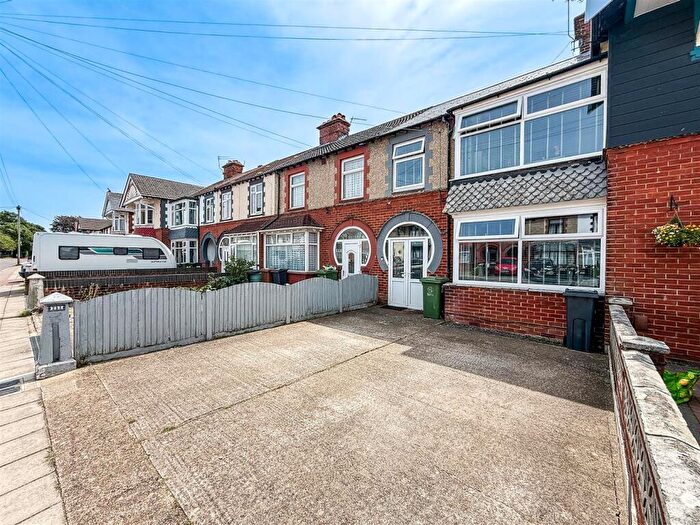 3 Bedroom Terraced House For Sale In Hawthorn Crescent, Cosham, PO6