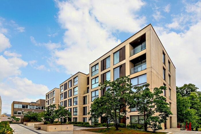 2 Bedroom Flat To Rent In Parkside Place, Parkside, Cambridge, CB1