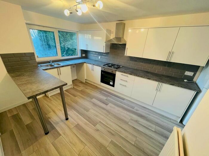 6 Bedroom End Of Terrace House To Rent In Sidebrook Court, Northampton, NN3