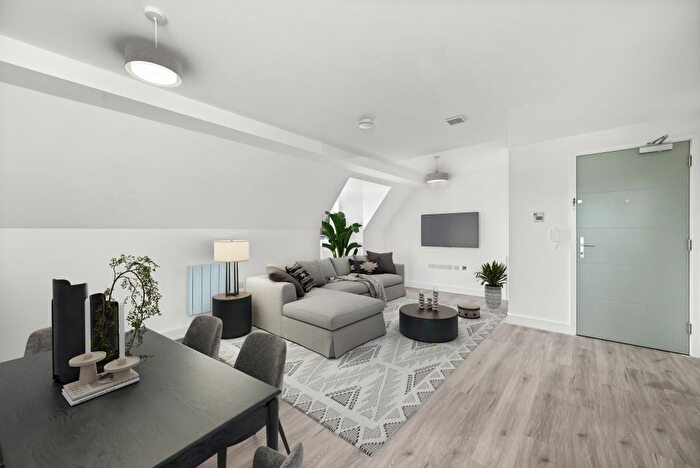 1 Bedroom Flat To Rent In Guild House, Oundle Road, Peterborough, PE2