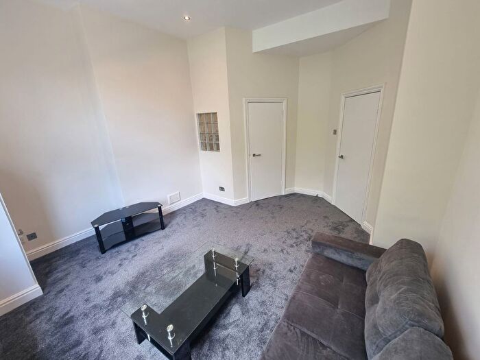 1 Bedroom Flat To Rent In Cavendish Road, London, NW6