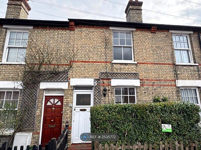 2 Bedroom Terraced House To Rent In Alston Road, Barnet, EN5