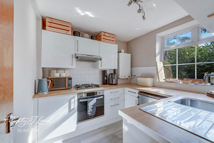 1 Bedroom Flat For Sale In Halton Road, London, N1