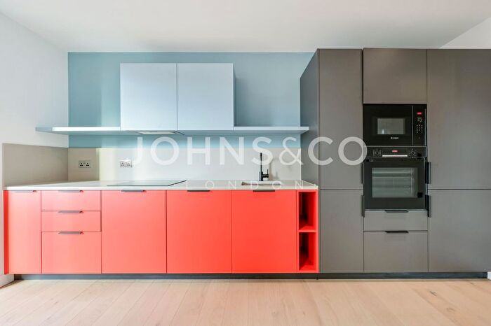 Studio To Rent In Peninsula Gardens, Greenwich Peninsula, London, SE10