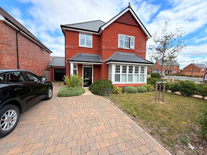 4 Bedroom Property To Rent In King Henry Avenue, Wallingford, OX10