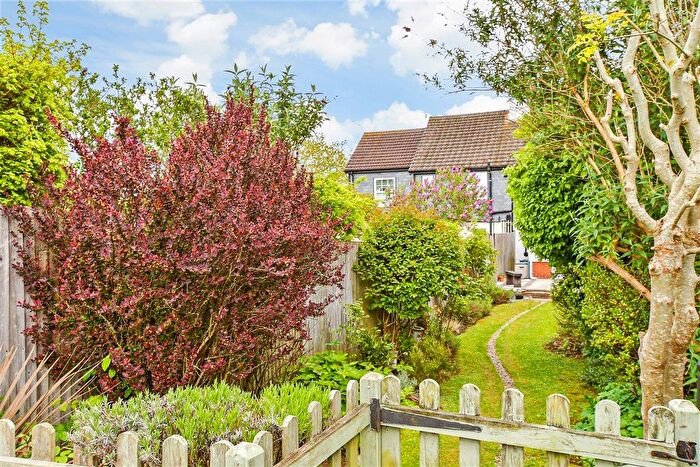 2 Bedroom Terraced House For Sale In Fawkham Road, West Kingsdown, Sevenoaks, Kent, TN15