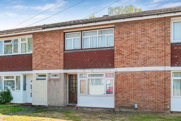 4 Bedroom Terraced House For Sale In Ilex Close, Englefield Green, Egham, Surrey, TW20