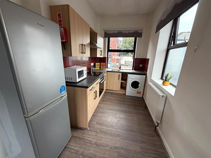 3 Bedroom Flat To Rent In Porter Brook Apartments, Broomhall Street, Sheffield, S3