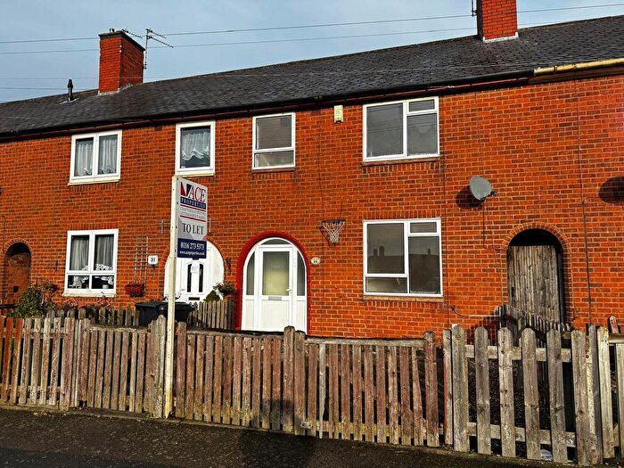 3 Bedroom Town House To Rent In Bale Road, Leicester, LE4