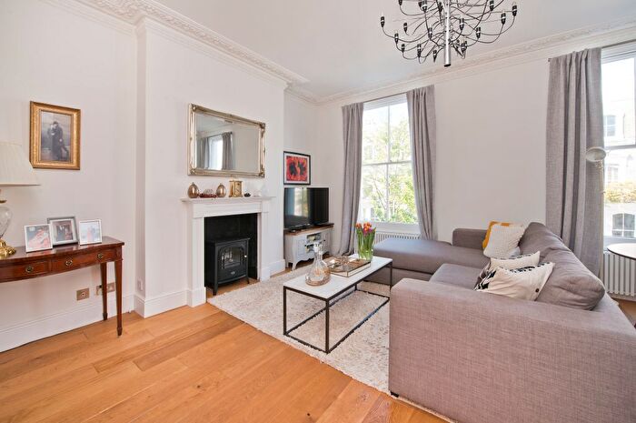 1 Bedroom Flat To Rent In Abingdon Road, Kensington, London, W8