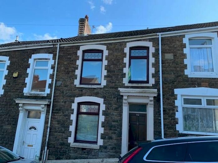 2 Bedroom Property To Rent In Slate Street, Swansea, SA6