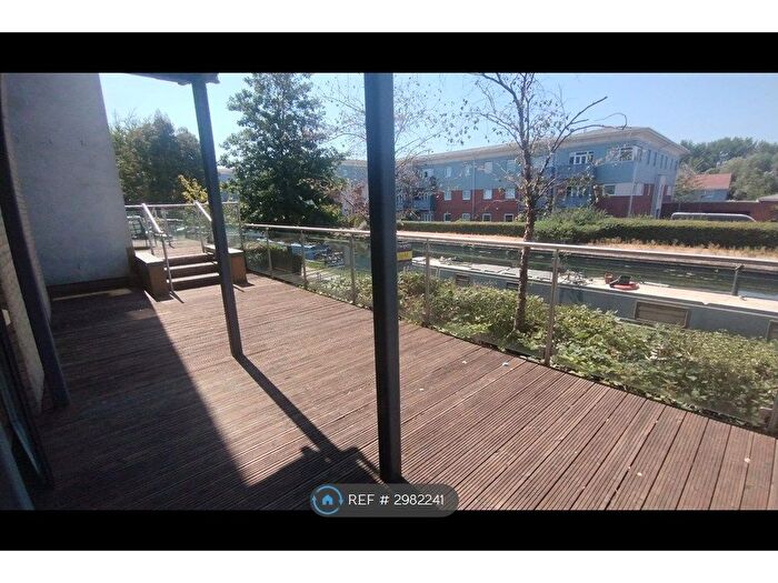1 Bedroom Flat To Rent In Chantry Close, West Drayton, UB7