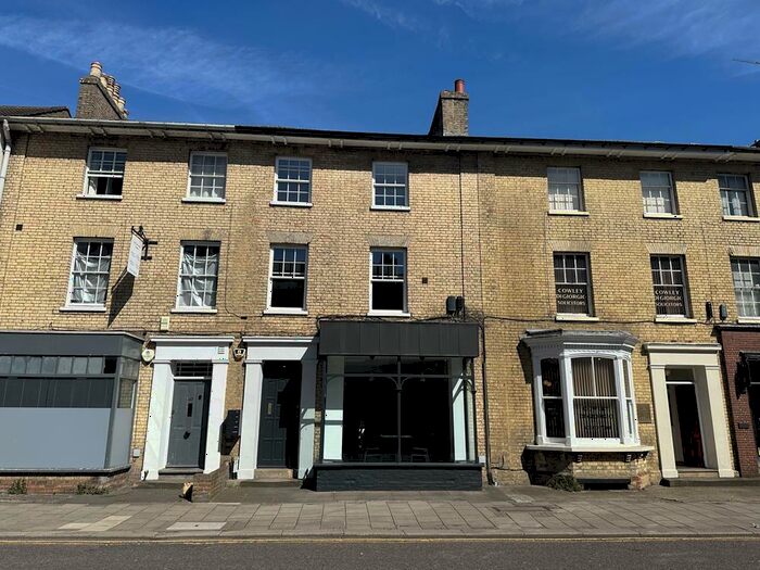 2 Bedroom Apartment To Rent In Flat Harper Street, Bedford, MK40