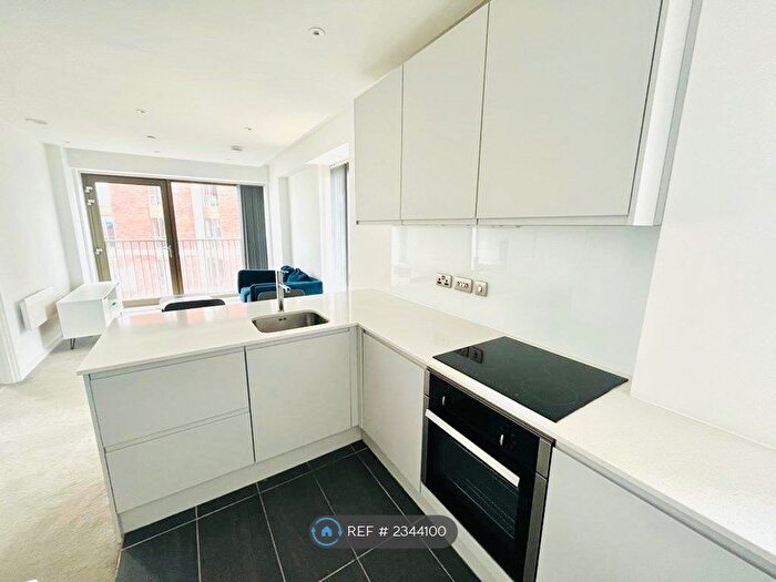 1 Bedroom Flat To Rent In Hulme Street, Salford, Manchester, M5