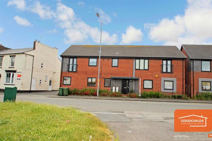 2 Bedroom Flat To Rent In Shorley Court, Allens Lane, Pelsall, WS3