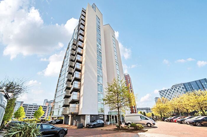 1 Bedroom Flat For Sale In The Quays, Salford, Greater Manchester, M50