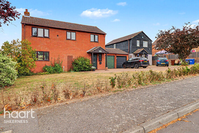 4 Bedroom Detached House For Sale In Marina Drive, Sheerness, ME12