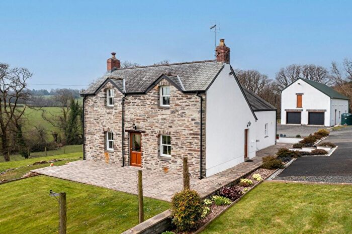 3 Bedroom Smallholding For Sale In Llandissilio, Clynderwen, SA66
