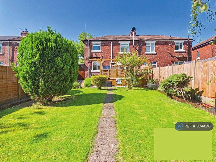 3 Bedroom Semi-Detached House To Rent In Hulton Avenue, Manchester, M28